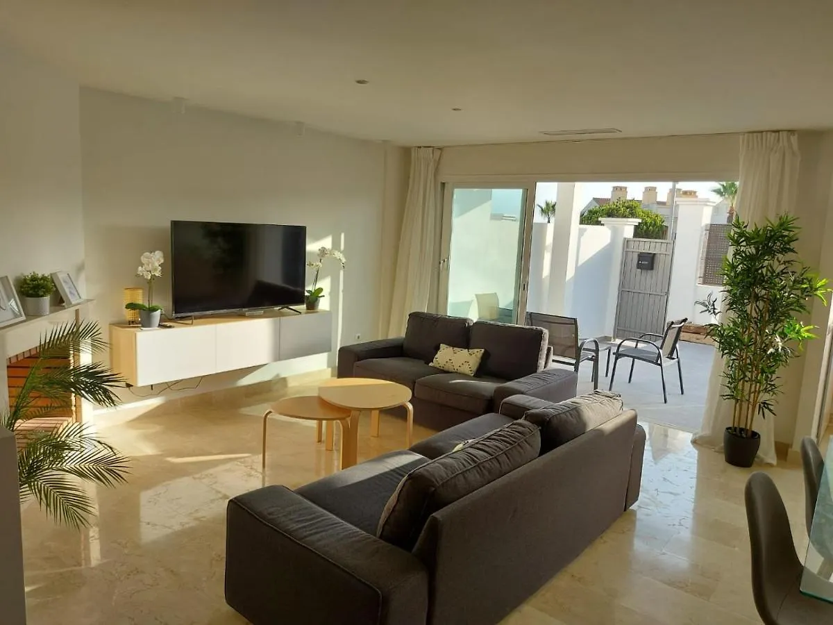 Holiday home Vivienda Adosada Agradable Y Comoda Cerca Del Mar Manilva Spain