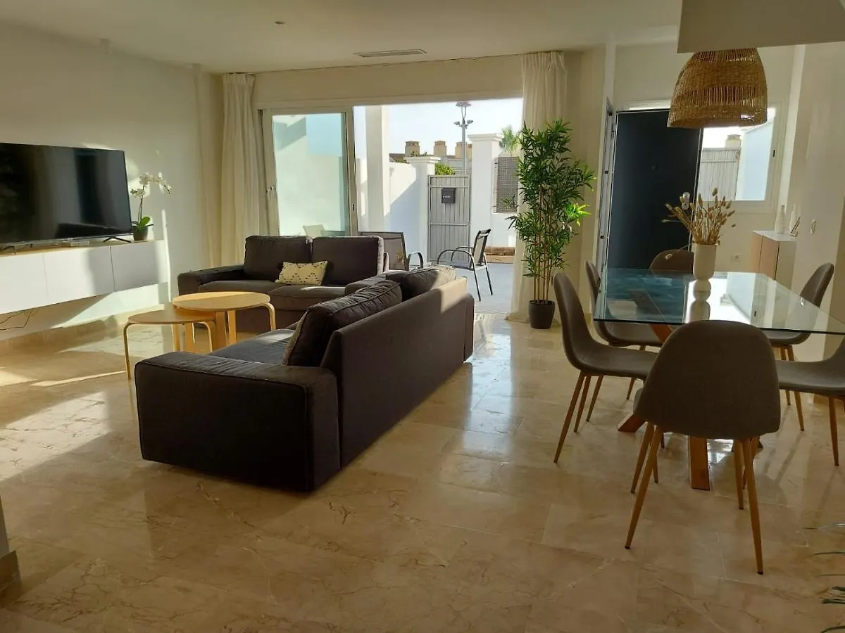 Vivienda Adosada Agradable Y Comoda Cerca Del Mar Manilva